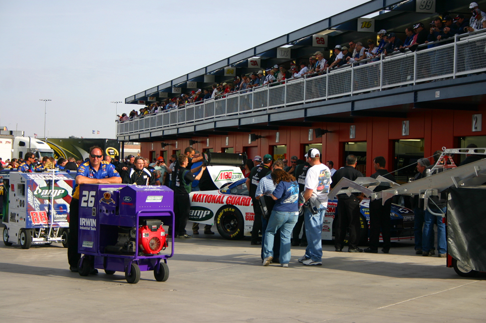 LVMS Busy